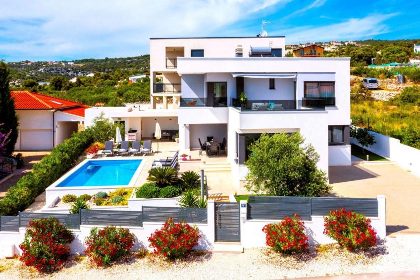 Luxuriöse Villa Dolce Vita direkt am Meer mit privatem Pool und Parkplatz - foto 15