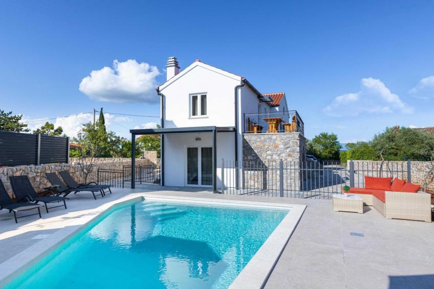 Luxury Krk Villa with Private Pool and Gardens - Three Bedroom Villa - foto 27