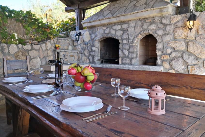 Renoviertes Steinhaus mit Garten und Pool ideal für ein erholsamen Urlaub - foto 3