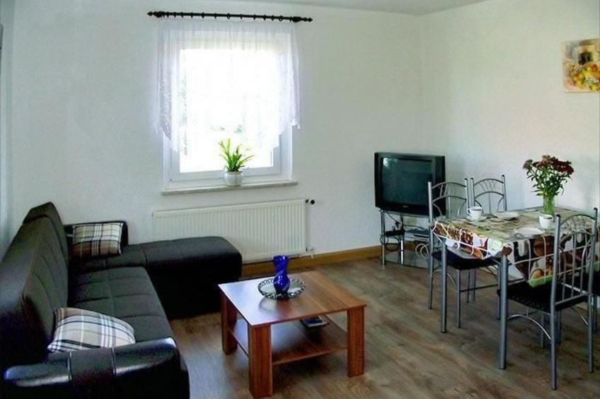 Schöne Ferienwohnung mit Garten und Grill