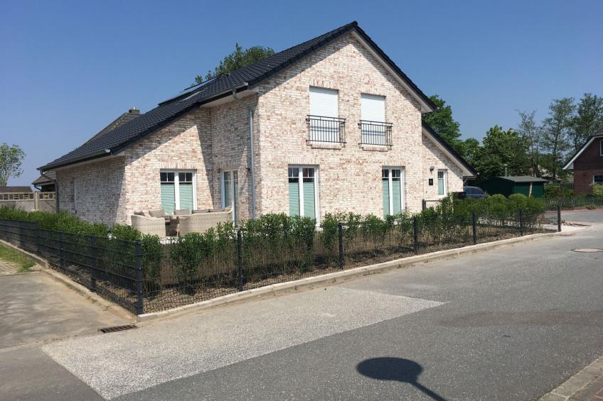 Merzijana Eerdgeschoss in Stinteck