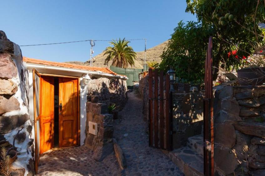 in El Risco mit Garten, Terrasse und Grill - foto 11