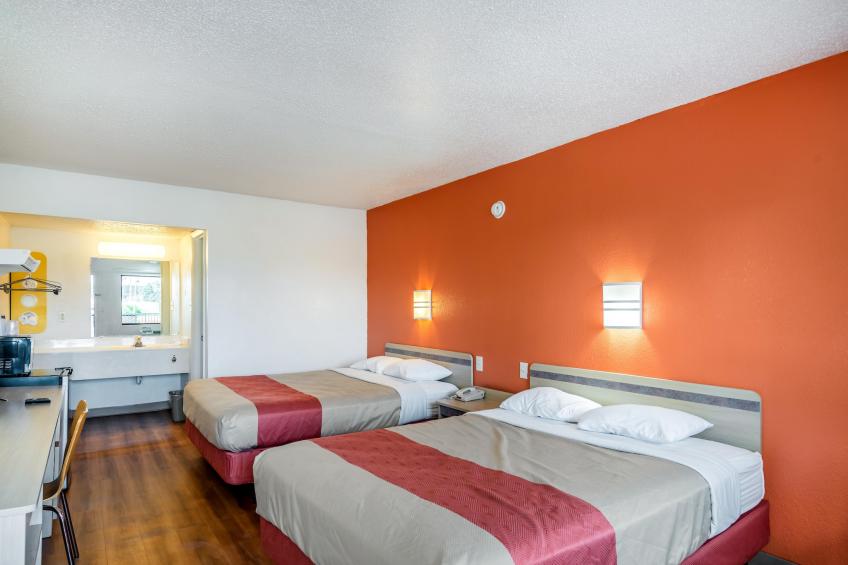 2 Queen Beds  Non-Smoking - foto 3