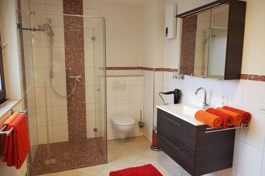 Hochwertige Ferienwohnung mit Terrasse und Garten - foto 7