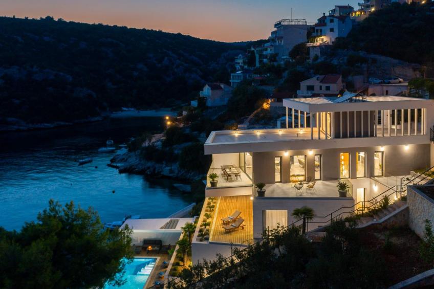 Haus in Vinišće mit Außenterrasse - foto 48