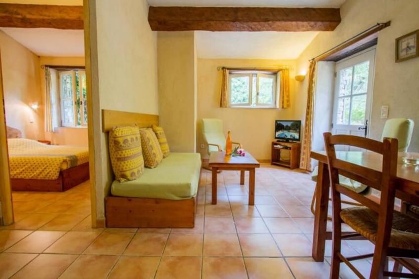 Le Jas, Mas De Charme, Piscine Partagée , Nature, Calme, 6 Ha En Provence - foto 22