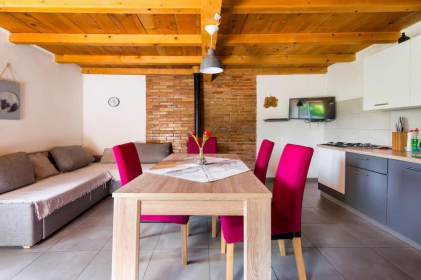 Village Holiday House Ivan Kozina with Pool