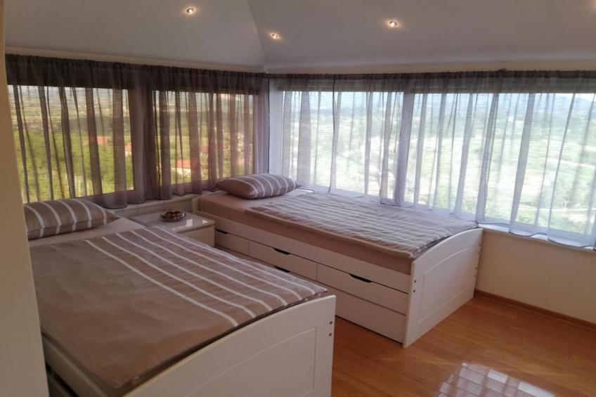 Holiday Home Luka Topličica - Four bedroom Villa with Hot Tub - foto 4