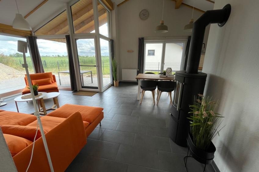 G1 Eingezäuntes Haus mit Kamin in Eckwarderhörne - foto 13