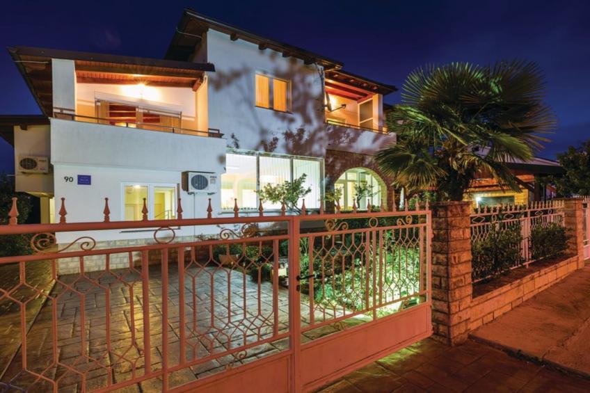 Holiday Home Villa Ksenija - Six Bedroom Holiday Home with Pool - foto 43