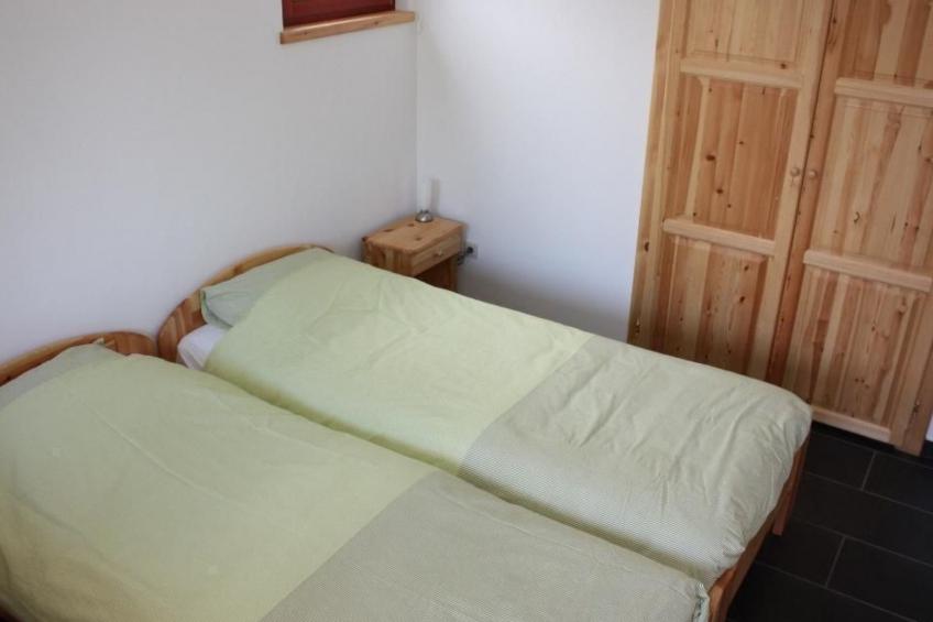 Haus mit großem Garten, Terrasse und Balkon - foto 7