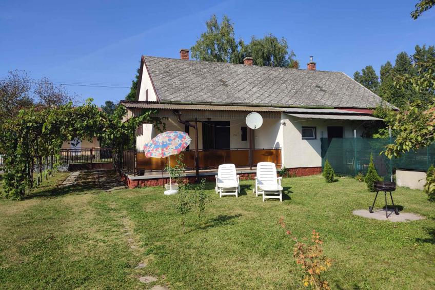 Holiday home with garden furniture near Lake Balaton - BF-YP8N