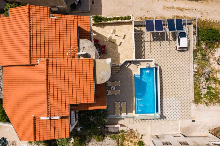 Vakantiewoning met balkon, zwembad en barbecue - VW-BCRHG - foto 17