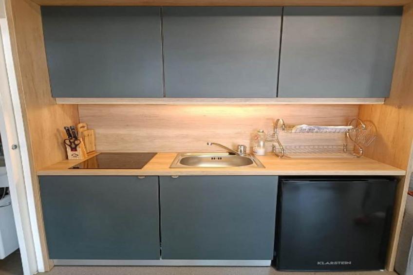 SAK Mobile Home Privlaka - Two Bedroom Mobile Home with Terrace and Sea View - foto 6