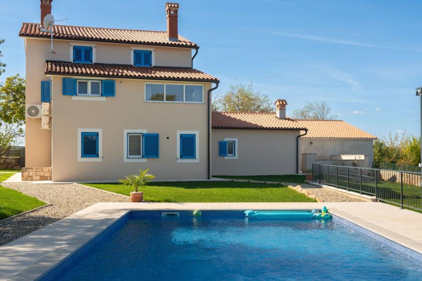 Villa "Francesca" mit Garten, Grill und Pool - foto 37