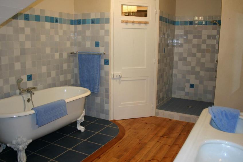 Ferienvilla mit Blick auf das Wasser - foto 13