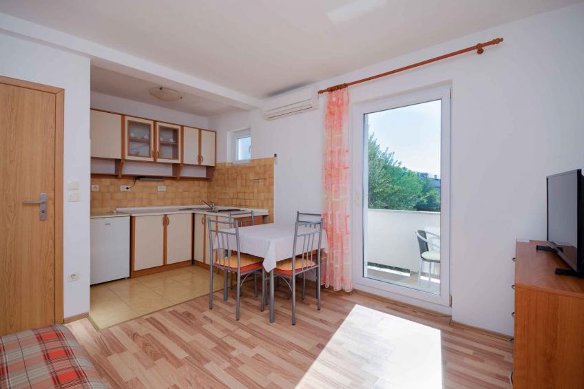 Bungalow avec barbecue et balcon près de la plage - BF-4N695 - foto 19