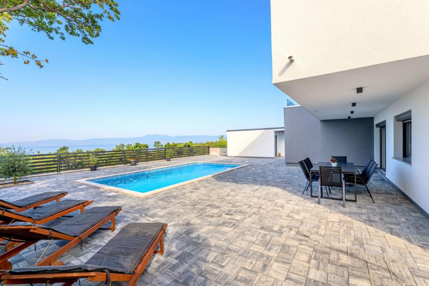 "Villa Juniperus" mit eigenem Pool