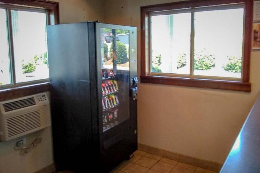 2 Full Beds  Non-Smoking Kitchen - foto 13