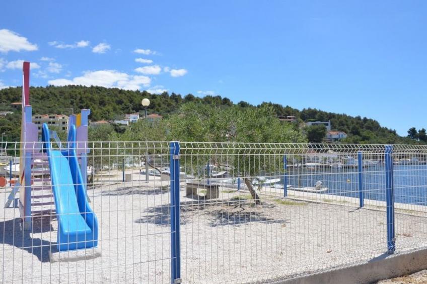 in Poljica mit privatem Parkplatz - foto 39