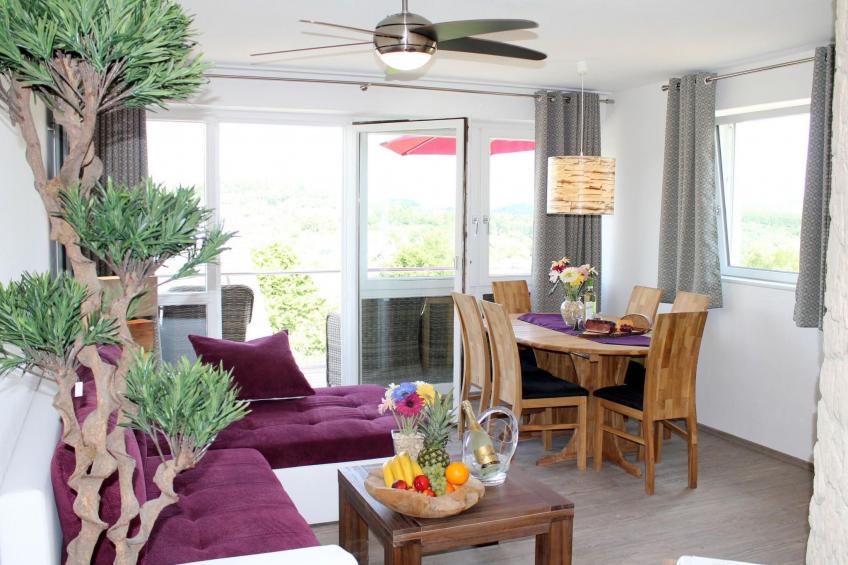 Appartement in Schalkenmehren mit Schönem Balkon - foto 3