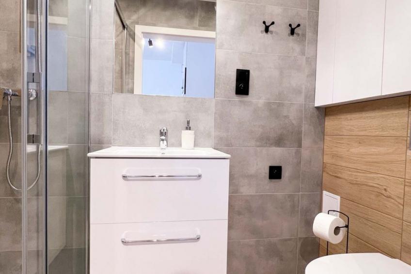 "Apartment 18B" mit Schwimmbad - foto 13