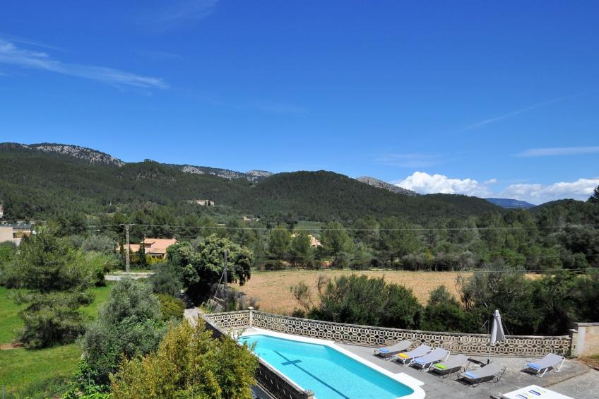 Villa con piscina privada, wifi, aire acondicionado y vistas a montaña ideal pa