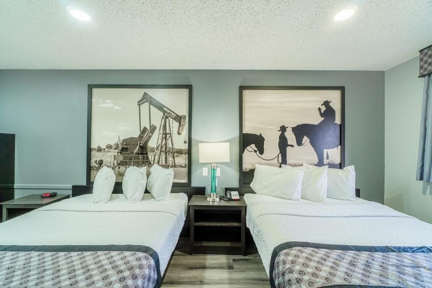 2 Queen Beds with Kitchenette Non-Smoking - foto 18
