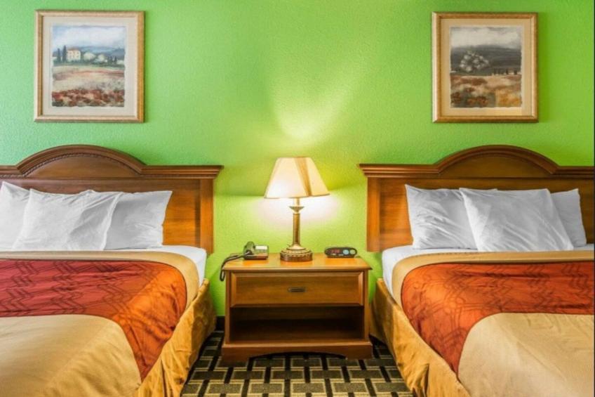 2 Queen Beds Non-Smoking - foto 6
