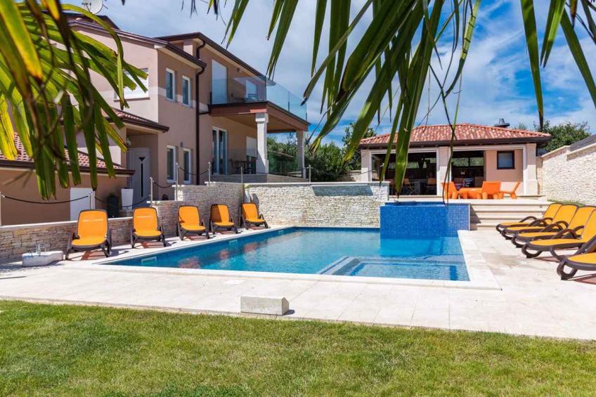 Holiday house with pool - BF-5GK96 - foto 12