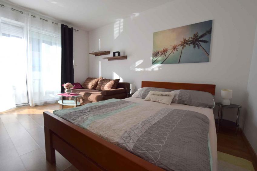 Vakantiewoning met balkon en twee slaapkamers - VW-6FNC8 - foto 7