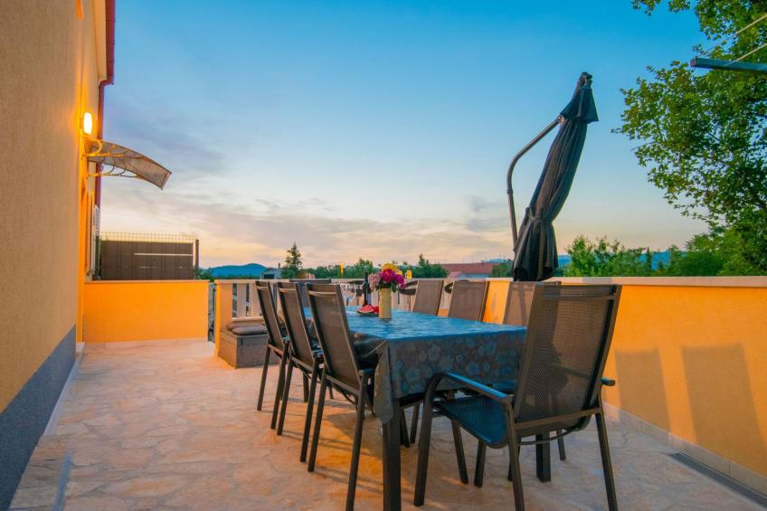 Villa "Mile" mit beheiztem Pool, Grill und Terrasse - foto 25