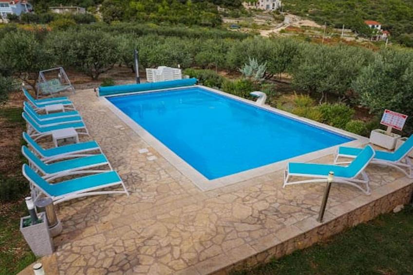 Exclusive Elegant Villa with Pool in Kastel Novi - Seven Bedroom Villa with Pool - foto 31