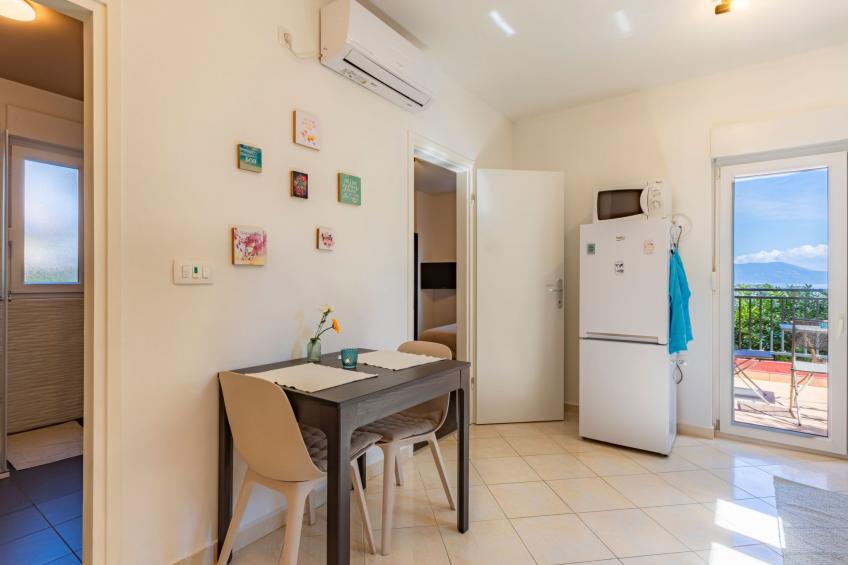 Red House Apartments Sveta Marina