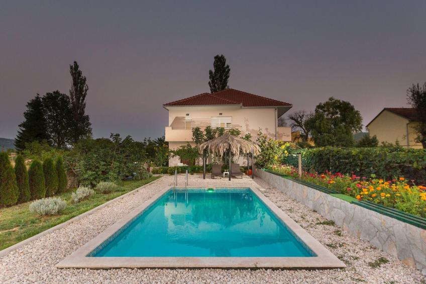 Villa "Sonnenblume" mit eigenem Garten und Grill - foto 10