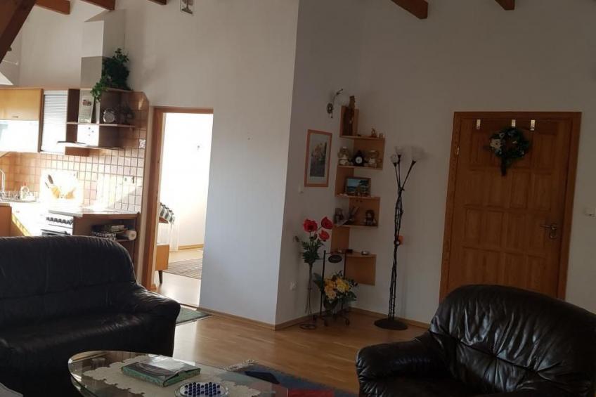 Dachgeschosswohnung in Zarnowska mit Panoramablick - foto 4