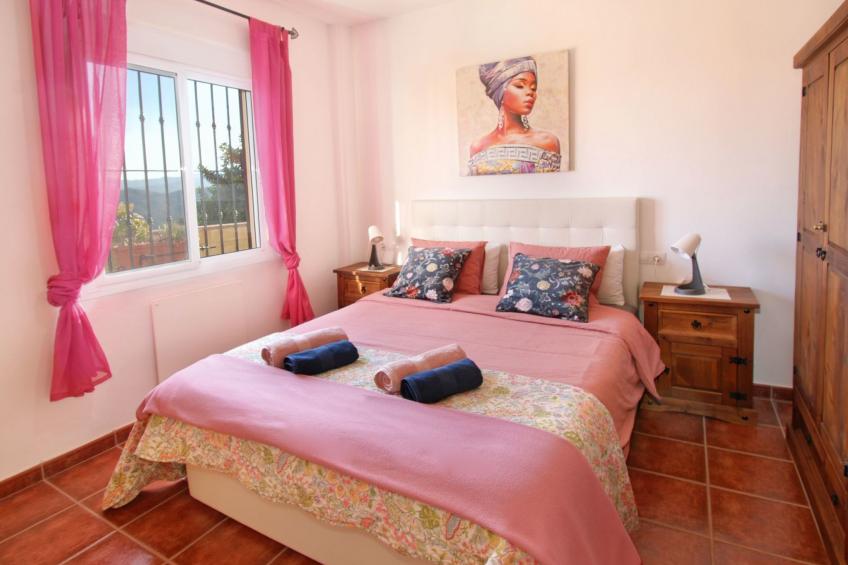 Ganzes Haus in Comares mit abschließbarem Parkplatz - foto 22