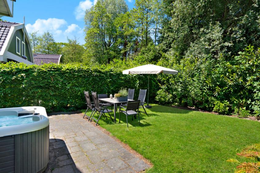 Koningshoeve Sauna & Hottub 4 personen