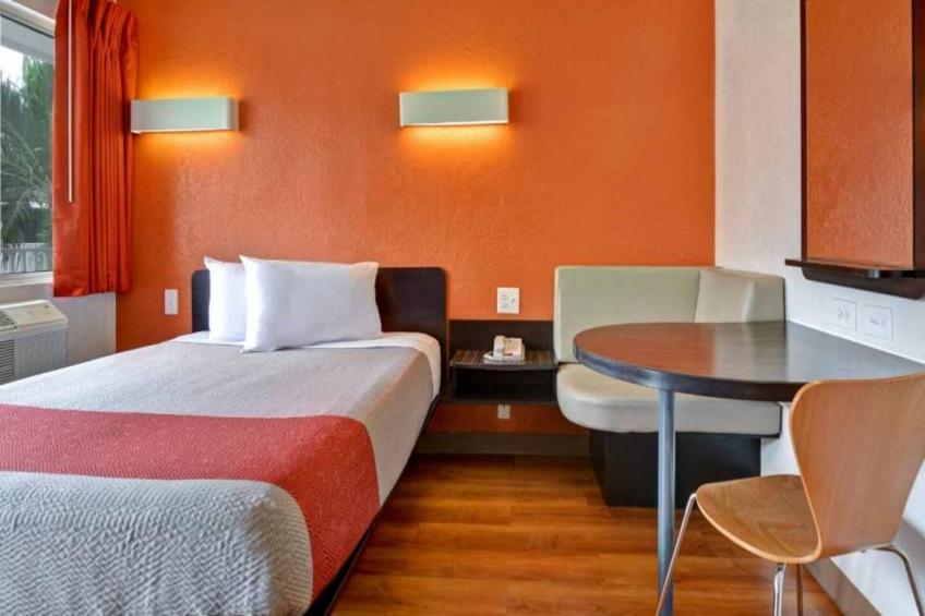 1 Queen Bed - foto 10