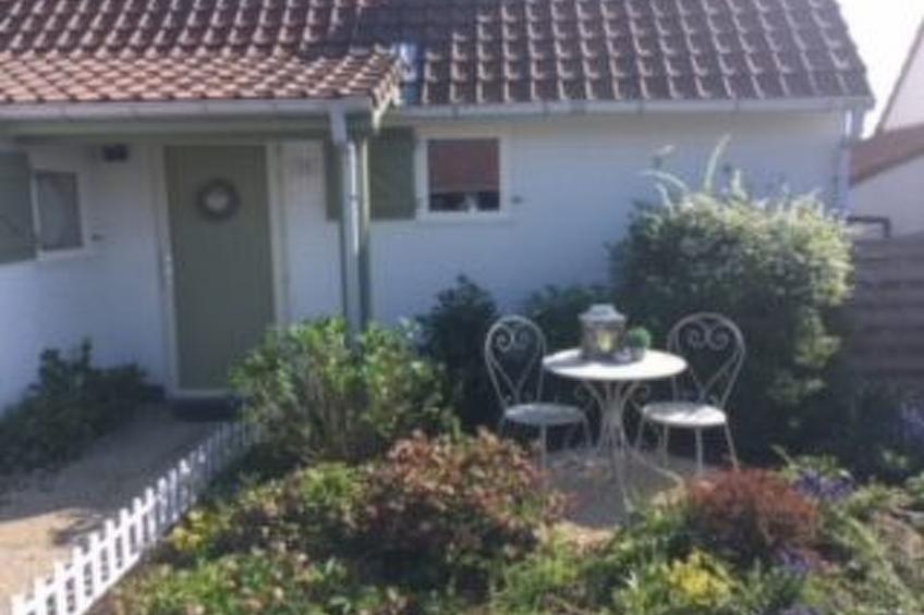 Windekind mit Blick auf die Felder - foto 2