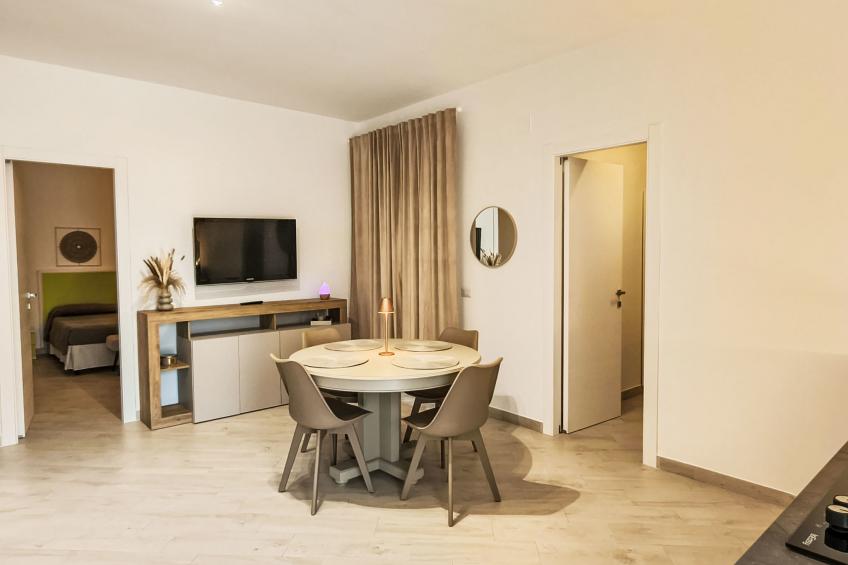 Quadrilocale in villa con piscina - foto 16