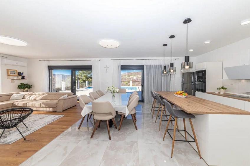 Luxurious Sanctuary Villa Primorski Dolac with Pool - Three Bedroom Villa with Pool - foto 4