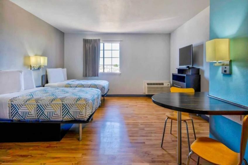 2 Full Beds  Non-Smoking - foto 7