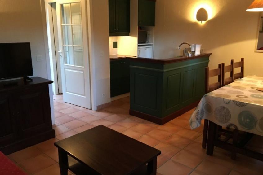 Hübsches kleines Haus in ruhiger Lage in einer baumbestandenen Residenz mit beh - foto 9