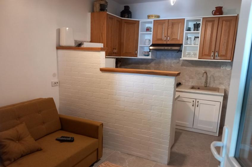 Guest House Green Corner Supetarska Draga - One Bedroom Apartment With Balcony and Sea View - foto 2