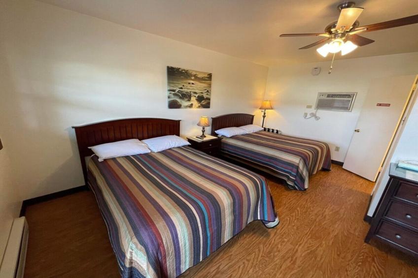 2 Double Beds Non-Smoking - foto 13