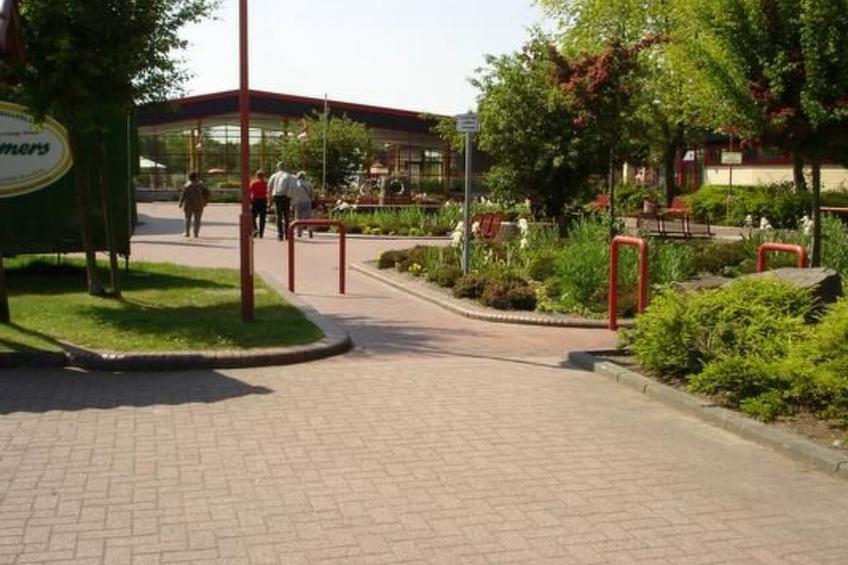 in Hage mit Garten, Terrasse und Grill - foto 8