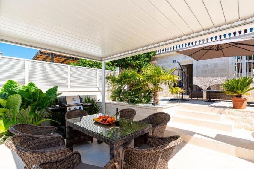 Suartini Viganj mit einem Pool - foto 49