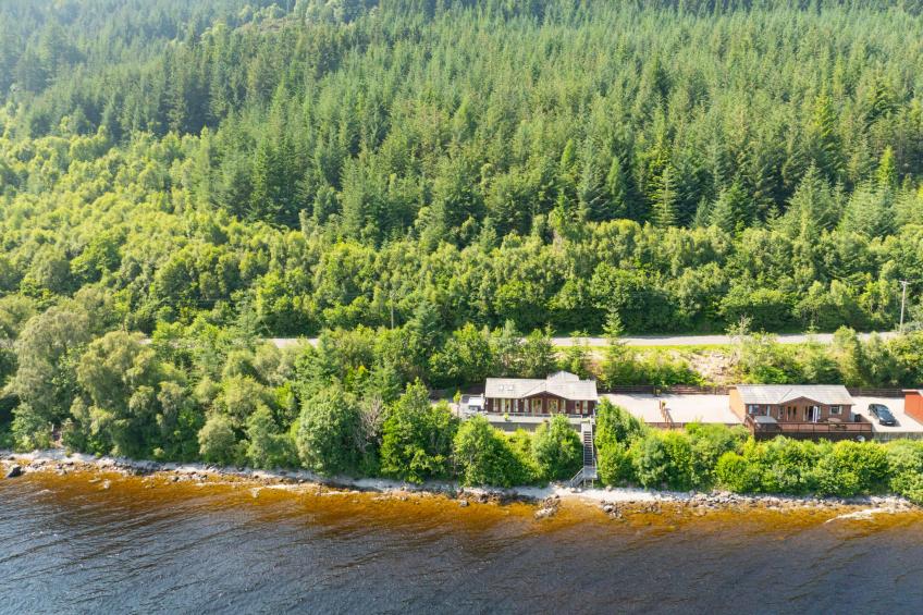 Cìela Lodge on Loch Ness