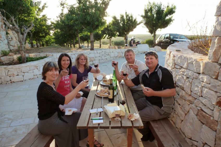 Trullo degli Archi, Entspannung und Essen und Wein - foto 48